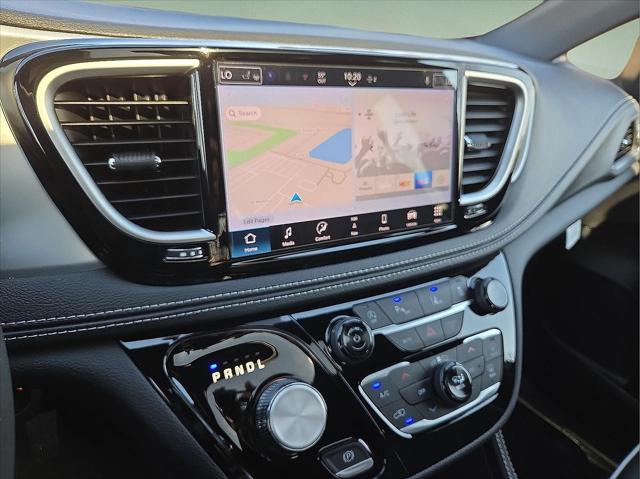 2026 Chrysler Pacifica Limited AWD