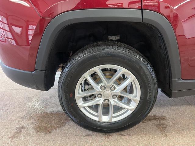 2026 Jeep Grand Cherokee Altitude 4x4