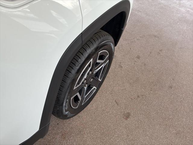 2026 Jeep Cherokee Laredo 4x4