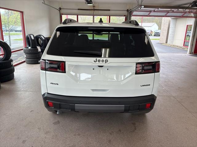2026 Jeep Cherokee Laredo 4x4