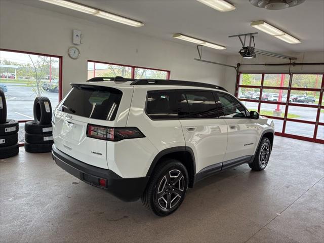 2026 Jeep Cherokee Laredo 4x4
