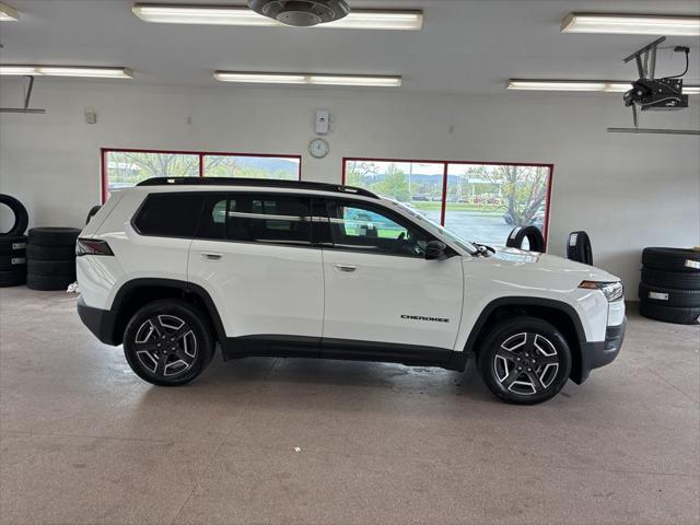 2026 Jeep Cherokee Laredo 4x4