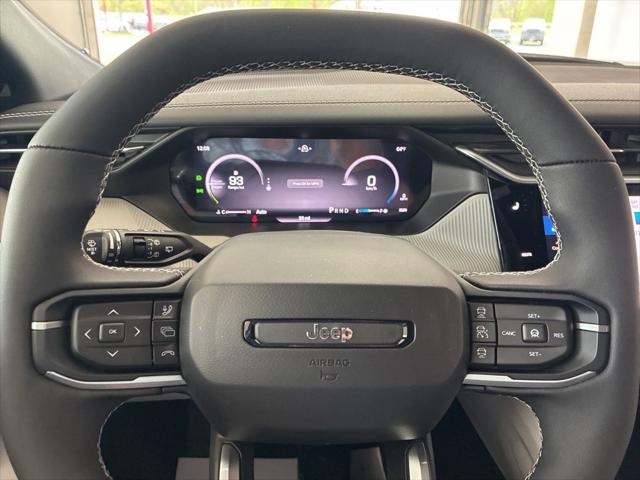 2026 Jeep Cherokee Laredo 4x4