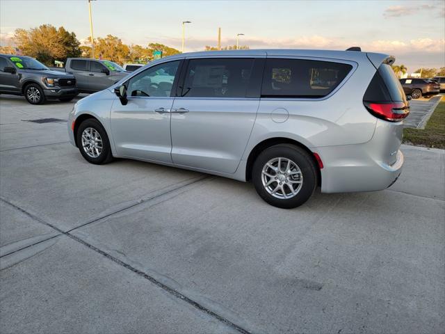 2026 Chrysler Pacifica PACIFICA SELECT 2026 Chrysler Pacifica PACIFICA SELECT