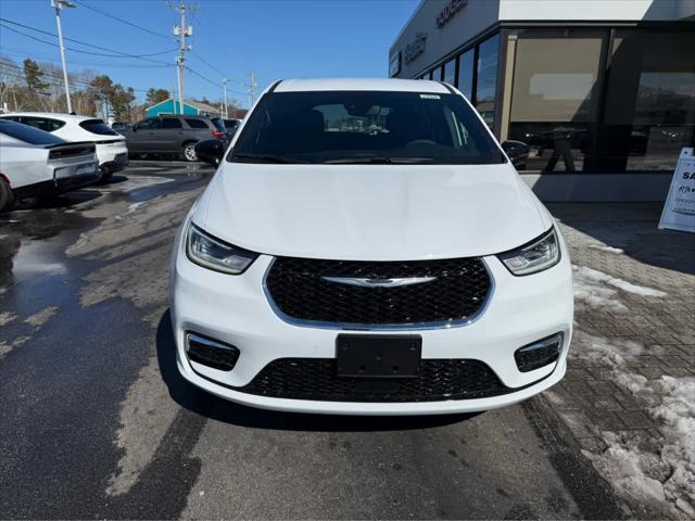 2026 Chrysler Pacifica PACIFICA SELECT AWD