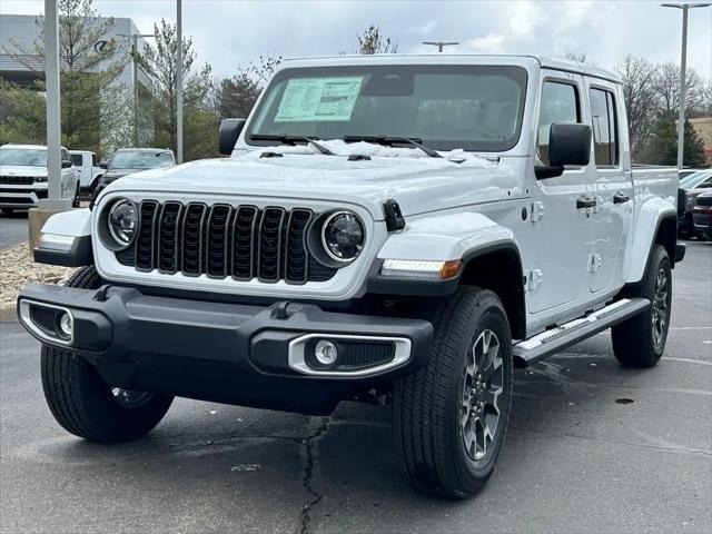 2026 Jeep Gladiator GLADIATOR SAHARA 4X4