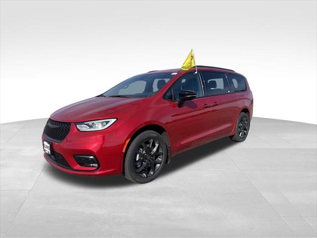 2026 Chrysler Pacifica PACIFICA SELECT AWD