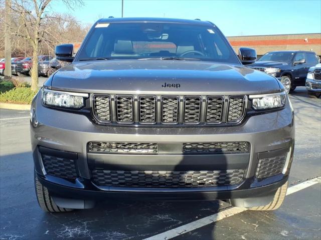 2025 Jeep Grand Cherokee GRAND CHEROKEE L ALTITUDE X 4X4