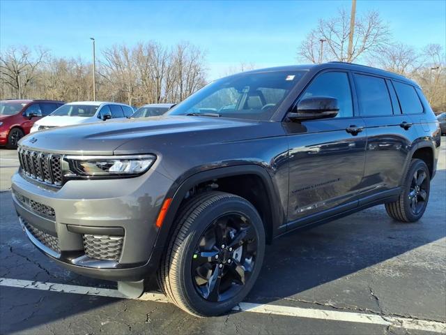 2025 Jeep Grand Cherokee GRAND CHEROKEE L ALTITUDE X 4X4