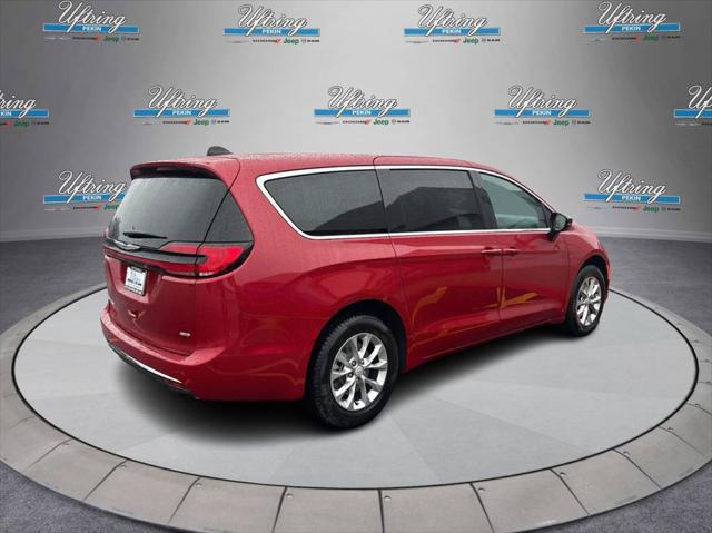 2026 Chrysler Pacifica PACIFICA SELECT AWD