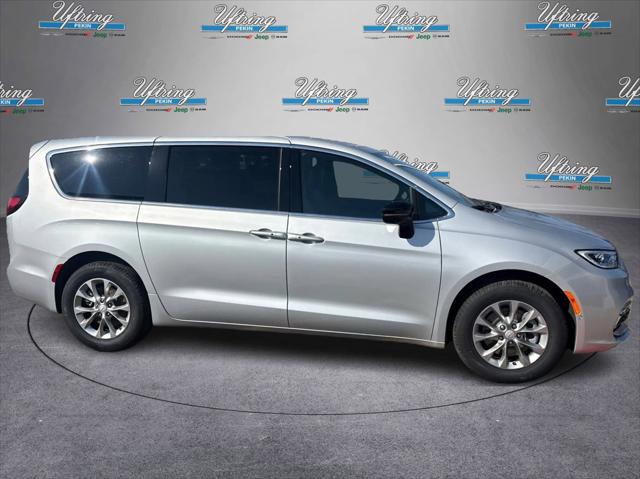 2026 Chrysler Pacifica PACIFICA SELECT AWD
