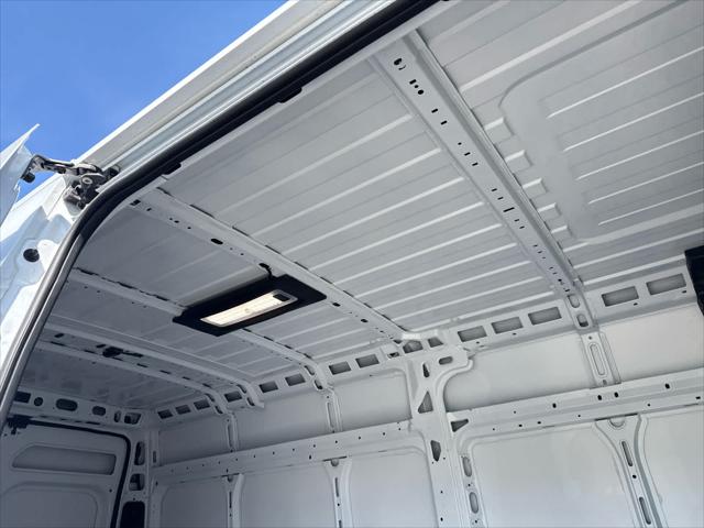 2026 Ram ProMaster Cargo Van Tradesman High Roof 159" WB w/Pass Seat