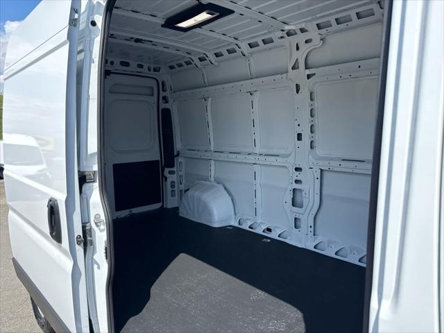 2026 Ram ProMaster Cargo Van Tradesman High Roof 159" WB w/Pass Seat