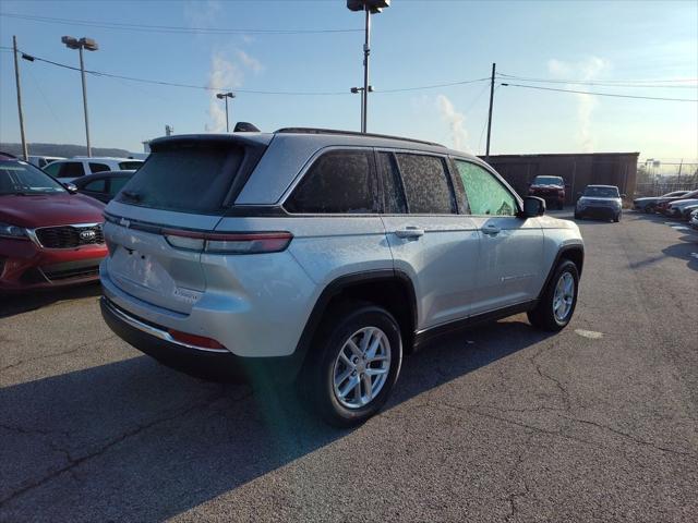 2026 Jeep Grand Cherokee GRAND CHEROKEE LAREDO X 4X4 2026 Jeep Grand Cherokee GRAND CHEROKEE LAREDO X 4X4