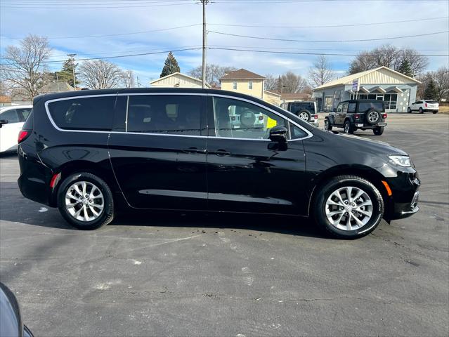 2026 Chrysler Pacifica PACIFICA LIMITED 2026 Chrysler Pacifica PACIFICA LIMITED