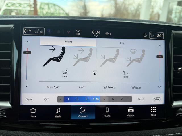 2026 Chrysler Pacifica Select