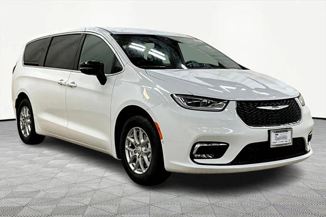 2026 Chrysler Pacifica PACIFICA SELECT