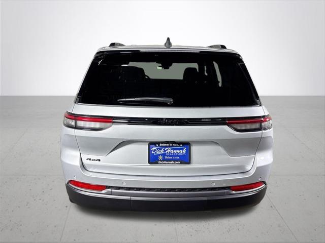 2026 Jeep Grand Cherokee Altitude 4x4