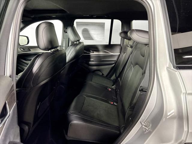 2026 Jeep Grand Cherokee Altitude 4x4