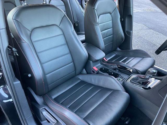 2019 Volkswagen Golf GTI 2.0T SE
