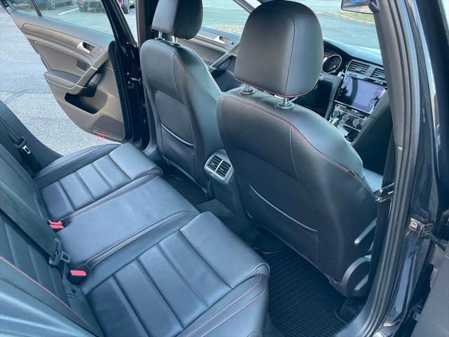 2019 Volkswagen Golf GTI 2.0T SE