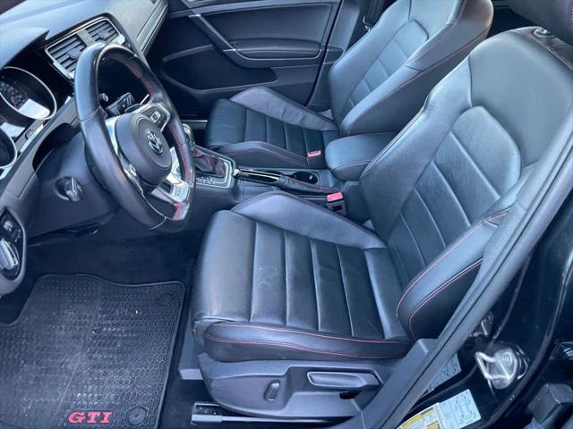 2019 Volkswagen Golf GTI 2.0T SE