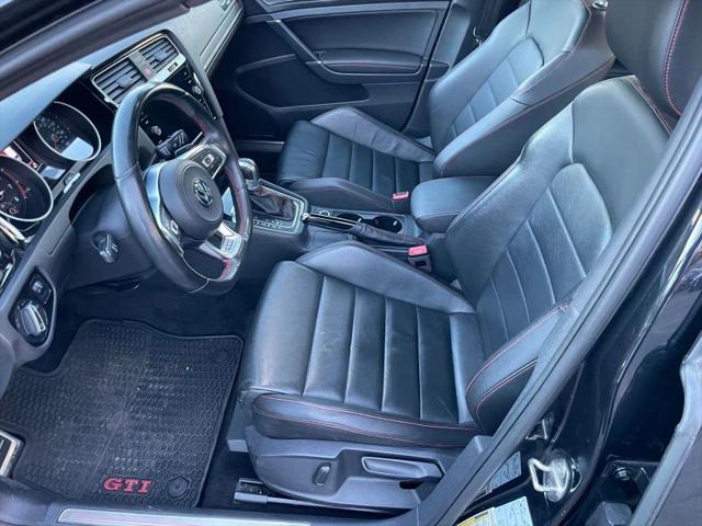 2019 Volkswagen Golf GTI 2.0T SE