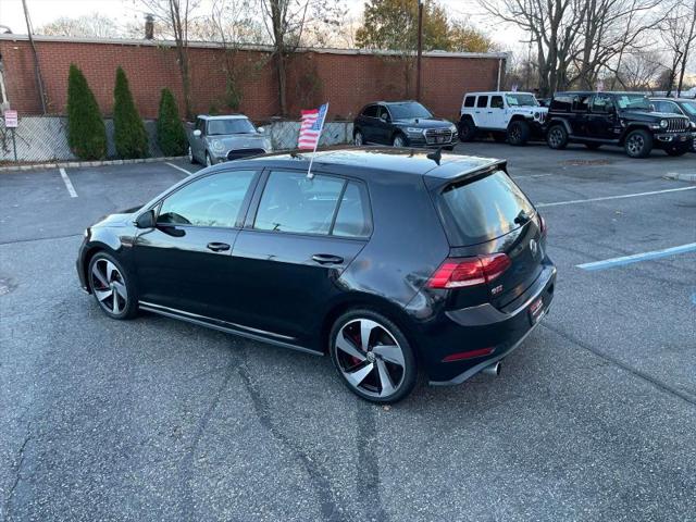 2019 Volkswagen Golf GTI 2.0T SE