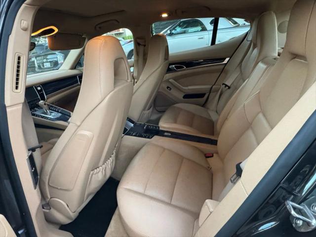 2014 Porsche Panamera Base