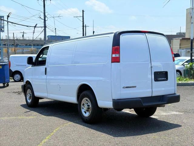2020 Chevrolet Express Cargo Van RWD 3500 Regular Wheelbase WT