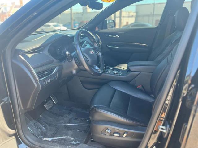 2021 Cadillac XT4 AWD Sport