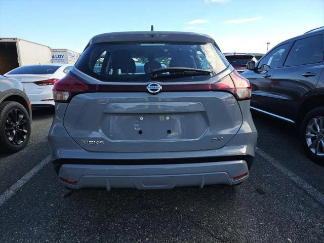 2021 Nissan Kicks SV Xtronic CVT
