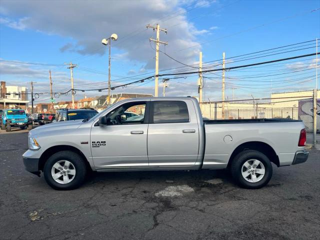 2019 Ram 1500 Classic SLT Crew Cab 4x4 6'4" Box