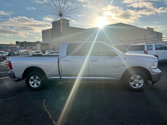 2019 Ram 1500 Classic SLT Crew Cab 4x4 6'4" Box