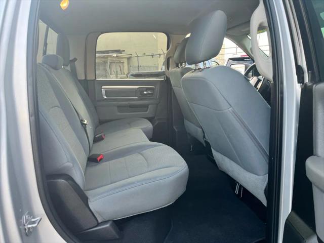 2019 Ram 1500 Classic SLT Crew Cab 4x4 6'4" Box