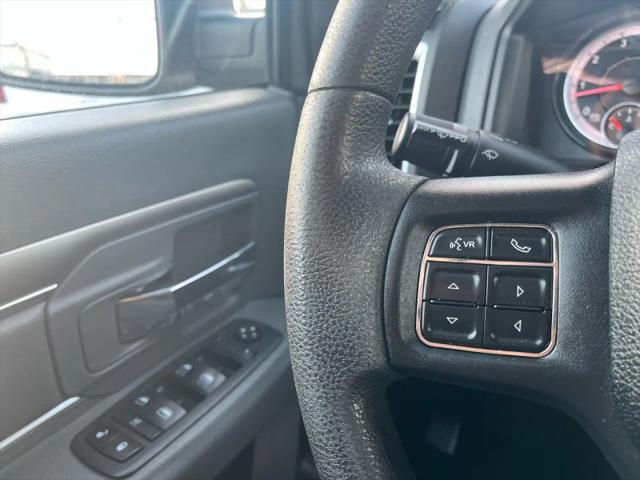 2019 Ram 1500 Classic SLT Crew Cab 4x4 6'4" Box