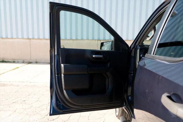 2022 Chevrolet Silverado 1500 2WD Crew Cab Short Bed Custom