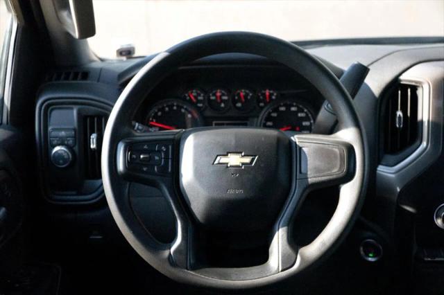 2022 Chevrolet Silverado 1500 2WD Crew Cab Short Bed Custom