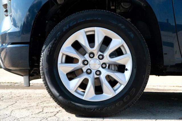 2022 Chevrolet Silverado 1500 2WD Crew Cab Short Bed Custom