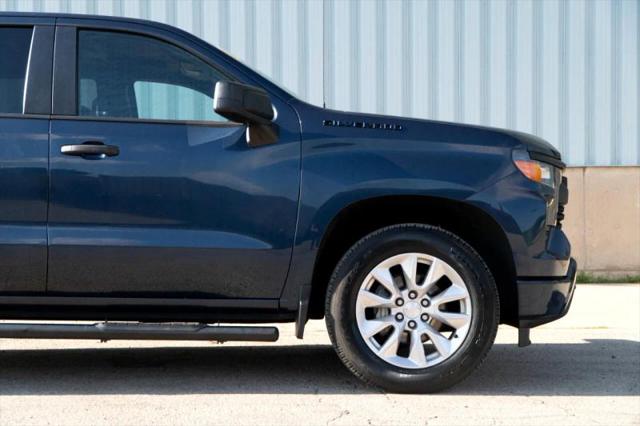 2022 Chevrolet Silverado 1500 2WD Crew Cab Short Bed Custom