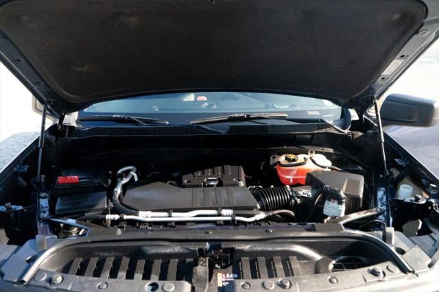 2022 Chevrolet Silverado 1500 2WD Crew Cab Short Bed Custom