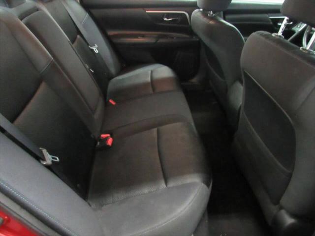 2016 Nissan Altima 2.5 SR