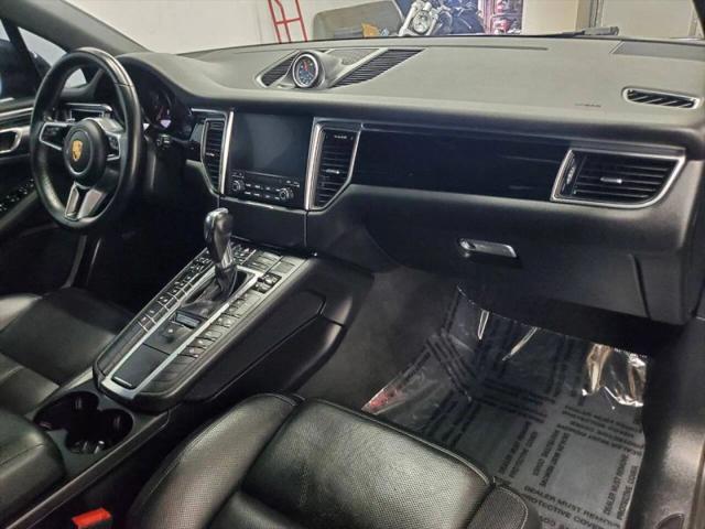 2018 Porsche Macan Base