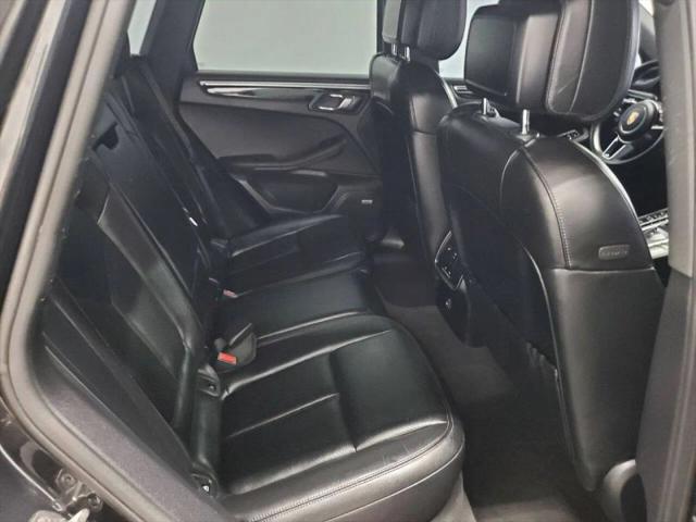 2018 Porsche Macan Base