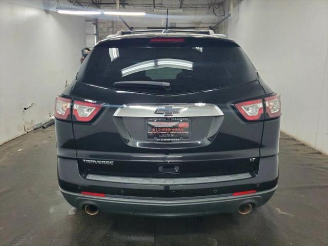 2017 Chevrolet Traverse 2LT