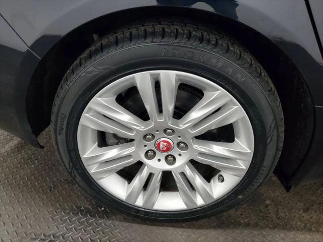 2016 Jaguar XF 35t Premium