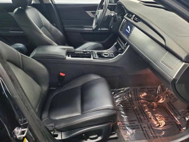 2016 Jaguar XF 35t Premium