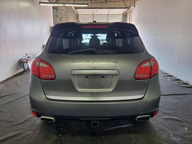 2012 Porsche Cayenne Base