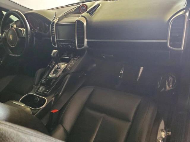 2012 Porsche Cayenne Base