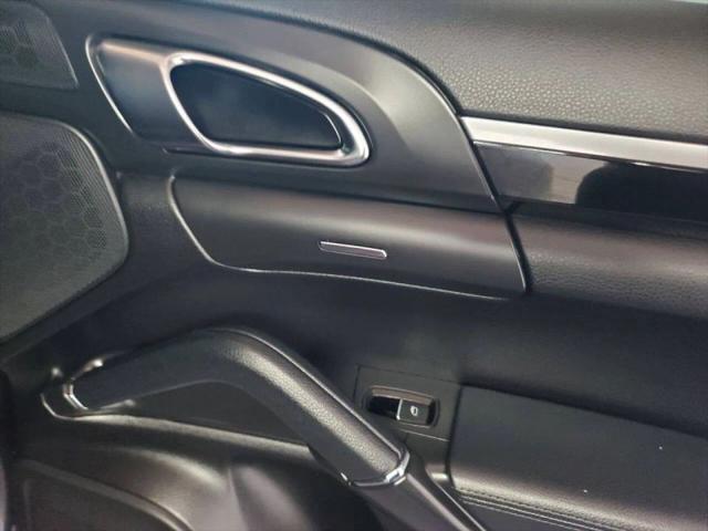 2012 Porsche Cayenne Base